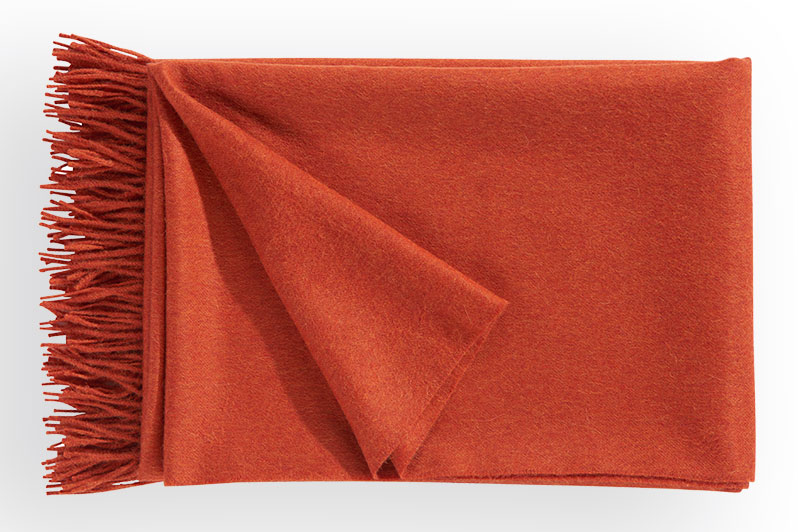 Christian Fischer Plaids aus Baby Alpaka coral