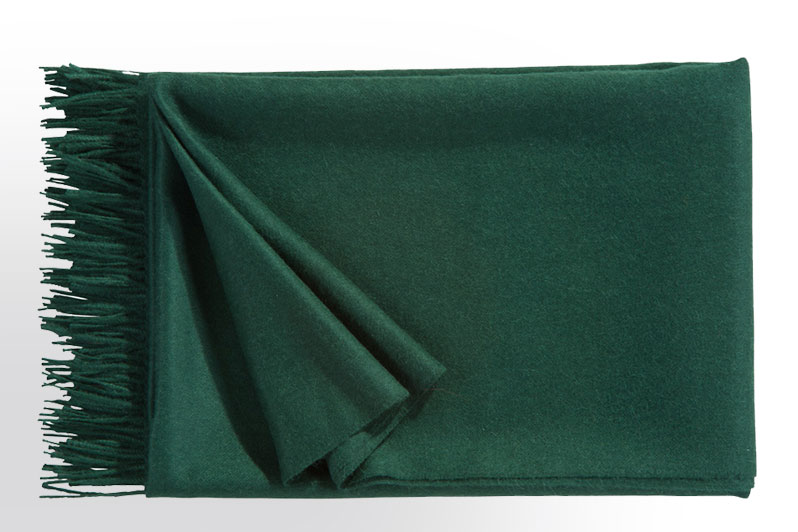 Christian Fischer Plaids aus Baby Alpaka pine